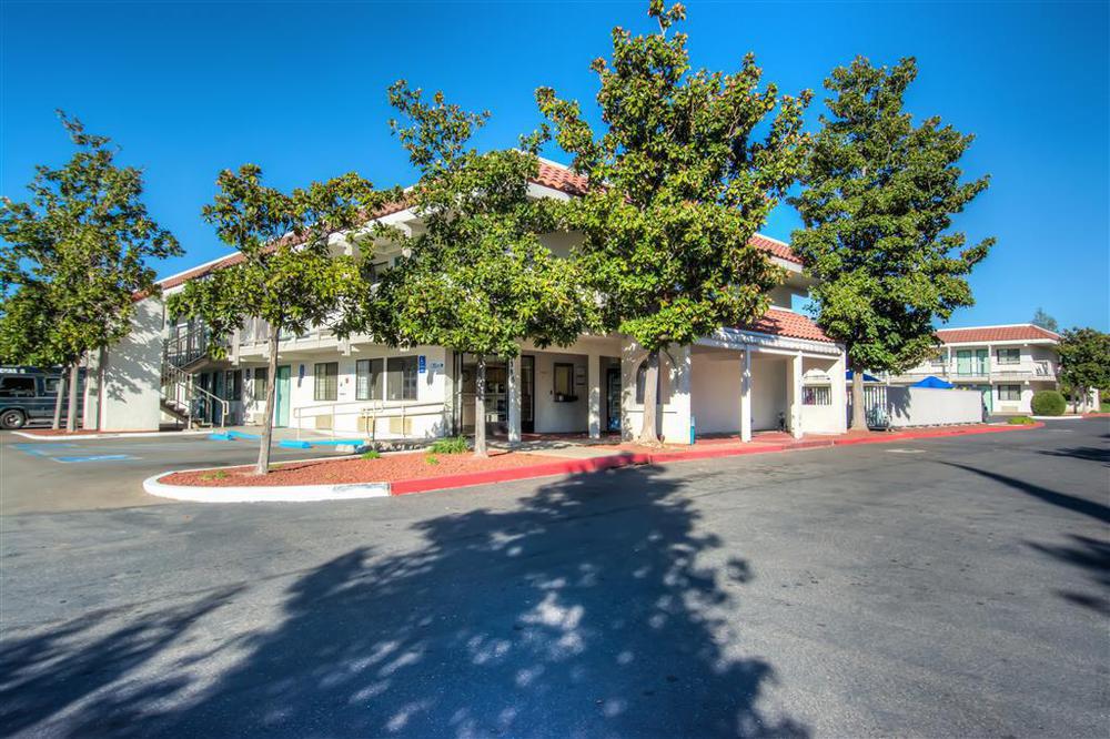 Motel 6-Redding, Ca - South Exterior photo